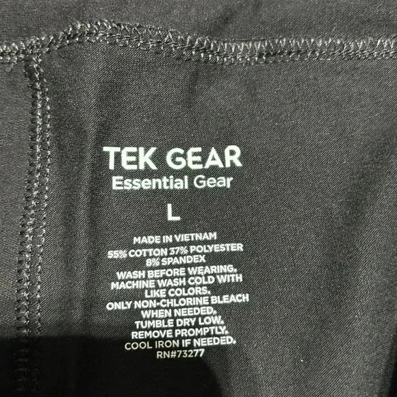 TeK Gear Bermuda Mid rise,moisture wicking,pockets,elastic draw cord waist - Picture 7 of 9